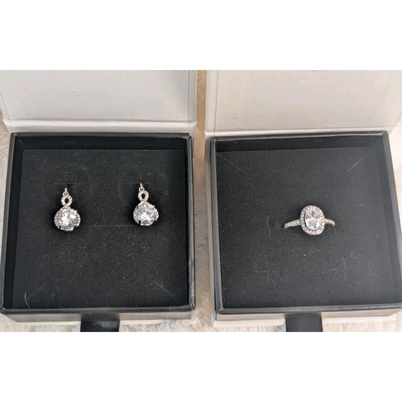 Chloé Jewelry - Cate & Chloe White Gold Plated CZ Halo Ring Sz 9 & Drop Earrings Set Box